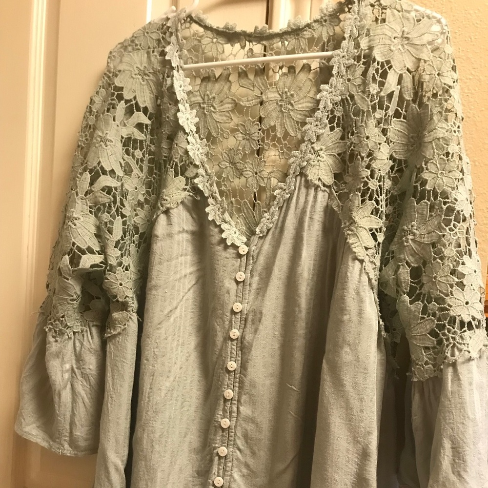 Women’s Top